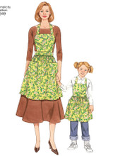 Child's & Misses' Aprons in Simplicity (S3949)