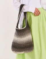 No Slough Shoulder Bag in Sirdar Jewelspun Ombre Aran (10847) - PDF