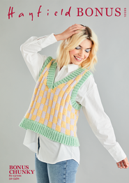 Checkerboard Sweater Vest in Hayfield Bonus Chunky (10599) - PDF