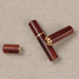 Sandalwood Needle Minder