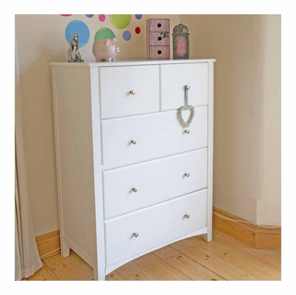 white wood chest of drawers