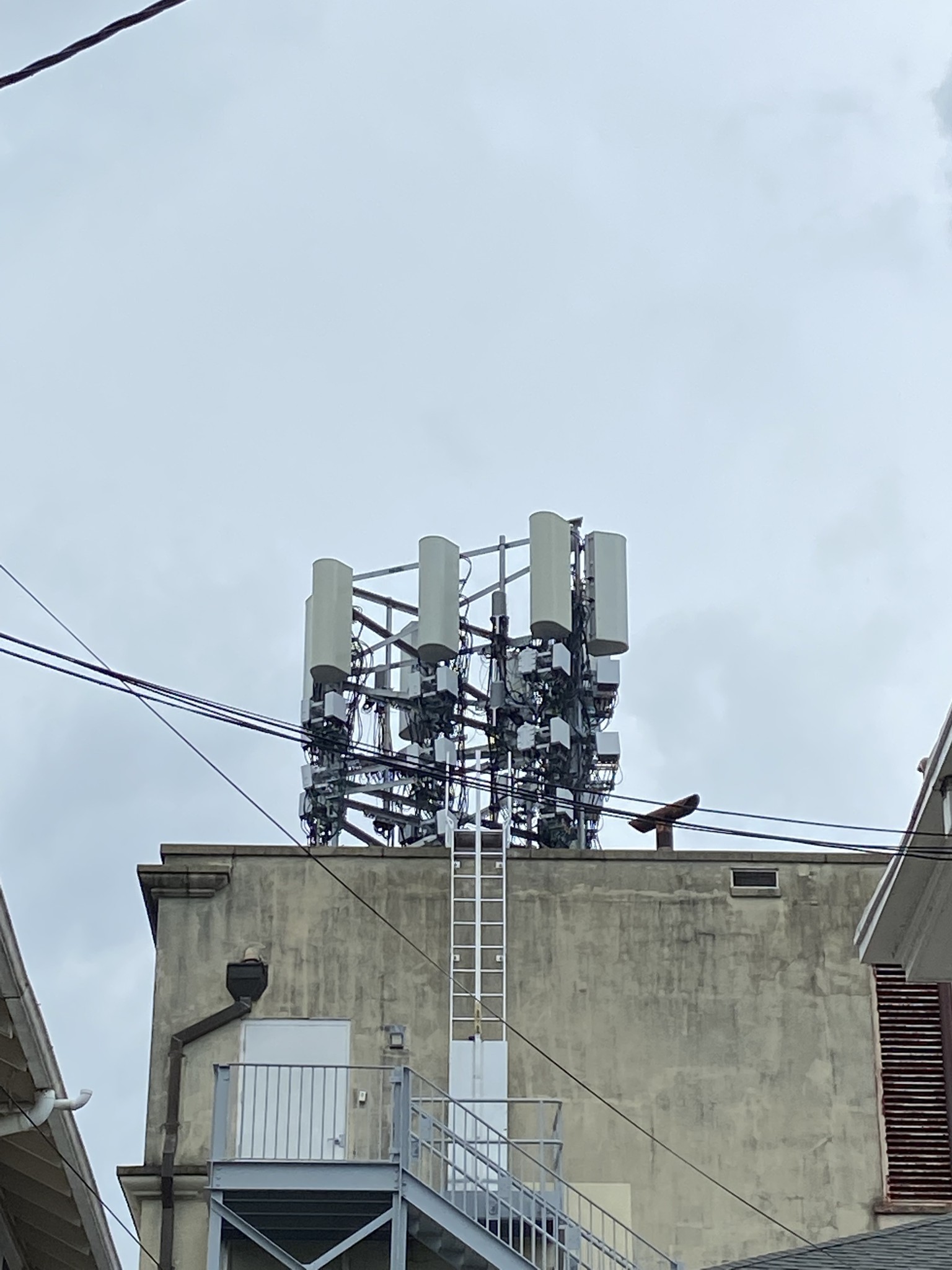 5G Antenna In Neighborhood 