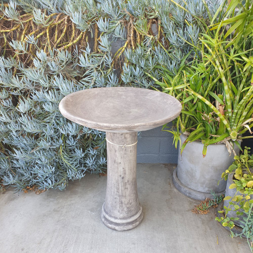 Simplicity Bird Bath