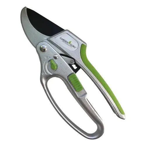 Ergonomic Ratchet Pruner