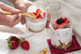 Round reusable jar glass with aluminium cap - 10oz D:2.75in W:2.87in H:3.77in - 20 pcs