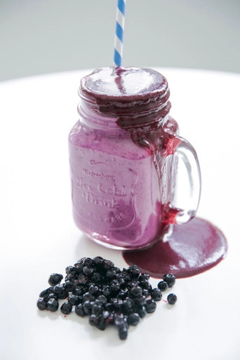 Durable Blue & White Striped Cocktail Paper Straws - Unwrapped - D:0.2in H:5.7in - 3000 pcs