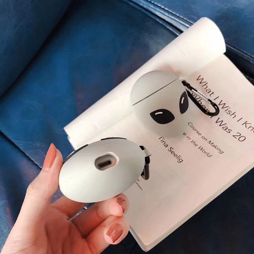 Luminous Alien Airpod Case