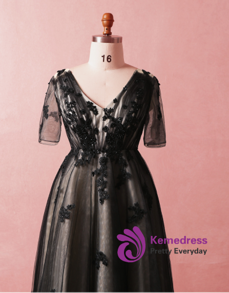 Plus Size Black Tulle Short Sleeve Empire Waist V-neck Prom Dress