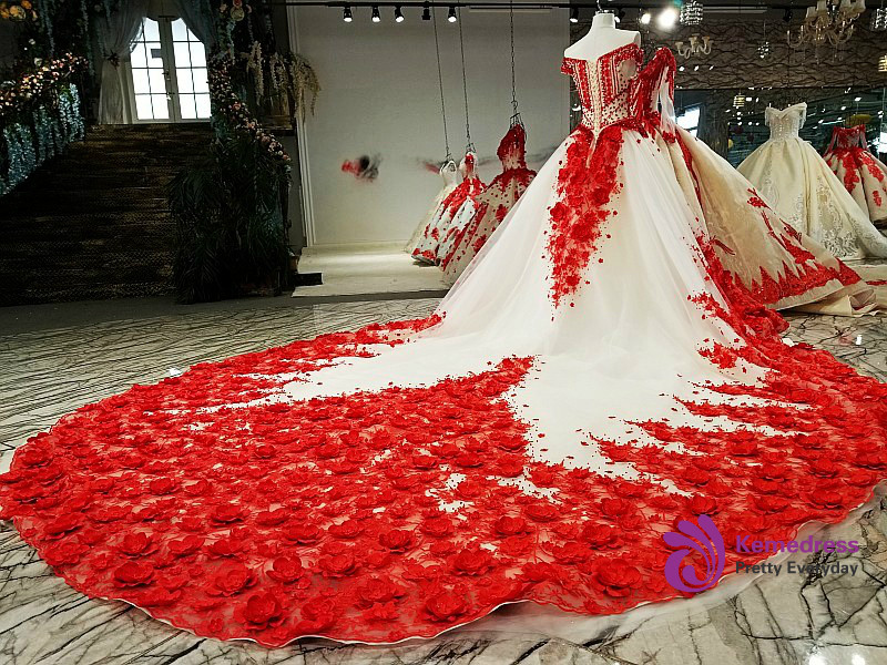 Luxury Ball Gown Tulle Flower Off The Shoulder Wedding Dress