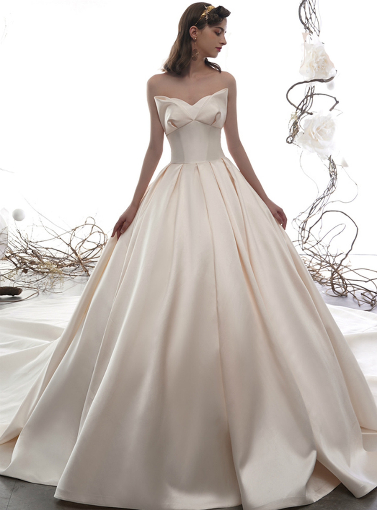 Elegance Ivory Color Satin Strapless Corset Sleeveless Wedding Dress With  Train