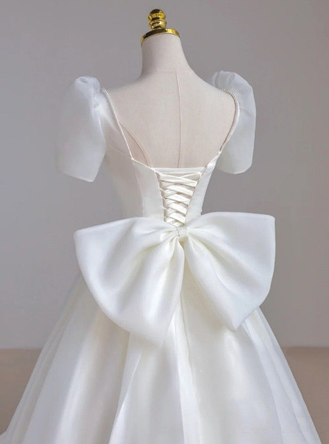 White Tulle Short Sleeve Bow Wedding Dress