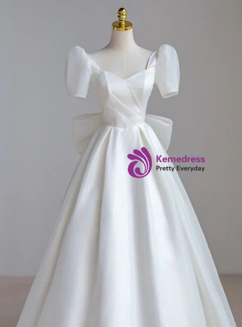 White Tulle Short Sleeve Bow Wedding Dress