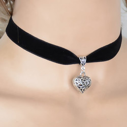 Cheap Vintage Heart Black Cloth Choker Necklace