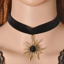 Black Vintage Sun Pendant Choker