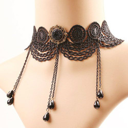 Black Fation Faux Crystal Geometric Heart Necklace