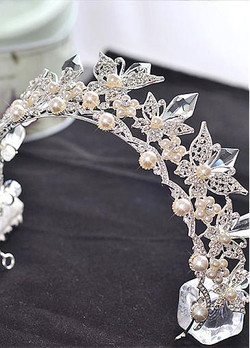 Fashionable Excellent Alloy Wedding Tiaras With Rhinestones & Pearls