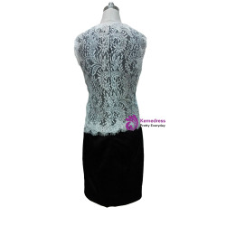 Glamorous White Lace and Black Knee Length Mother of the Bride Dresses