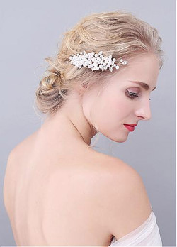 Fashion Attractive Wedding Hair Ornaments With Pearls