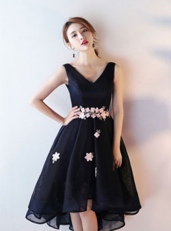 Backless Black Prom Dresses 2017 High Low Prom Dresses Sexy V-neck Shoulder Straps