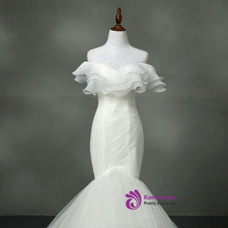 Luxurious 2017 Strapless Wedding Dress Mermaid Real Photo Tulle With Ruffles