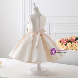 2017 A-line Satin With Appliques Bow Flower Girl Dresses