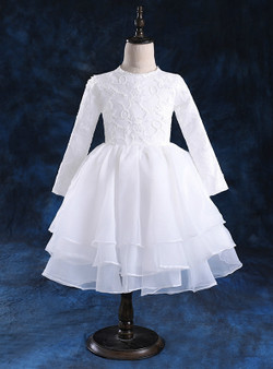 Long sleeved children's dress puffy princess dress and white gauze girl