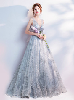 In Stock:Ship in 48 hours Fashion Silver V-neck Bling Bling  Prom Dress