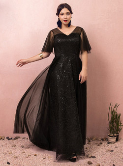 Fashion Plus Size Black Tulle V-neck Prom Dress