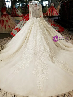 Luxury Ball Gown White Tulle Appliques Beading Long Sleeve Wedding Dresses