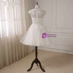 Short Sleeves Scoop Neck A-line Short Beach Bridal Gowns