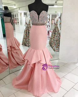 Mermaid Style Sweetheart Beaded Applique Pink Prom Dress Mermaid Style Sweetheart Beaded Applique Pink Prom Dress