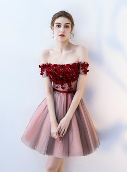 In Stock:Ship in 48 hours Off the Shoulder Tulle Appliques Homecoming Dress