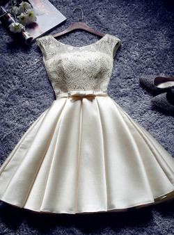In Stock:Ship in 48 hours Champagne Satin Lace Homecoming Dress