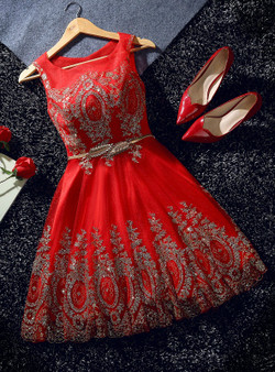In Stock:Ship in 48 hours Red Tulle Sequins Bow Homecoming Dress