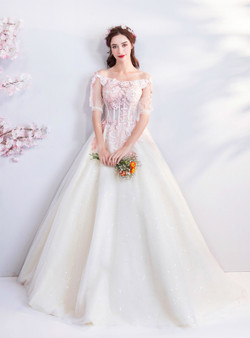 In Stock:Ship in 48 hours Champagne Tulle Pink Appliques Quinceanera Dresses