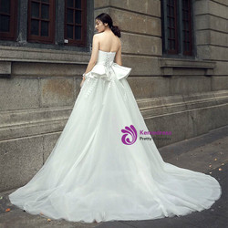 White Strapless Satin Tulle Backless Appliques Wedding Dress