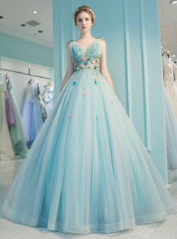 Light Blue Tulle V-neck Backless Appliques Quinceanera Dresses
