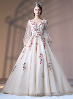 Champagne V-neck Tulle Appliques Long Sleeve Quinceanera Dresses