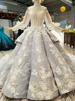 Gray Ball Gown Spaghetti Straps Long Sleeve White Appliques Wedding Dress With Pearls