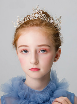 Shop 2019 Long & Short Children's Hair Accessories Crown Tiara Princess Crown Hairband With Factory Price From Kemedress