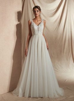 Shop 2019 Long & Short A-Line Tulle V-neck Appliques See Through Back Wedding Dress With Pearls With Factory Price From Kemedress