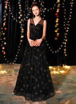 Shop 2019 Long & Short In Stock:Ship in 48 Hours Black Tulle V-neck Long Prom Dress With Factory Price From Kemedress