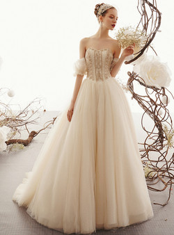 Elegance Champagne Tulle Sweetheart Floor Length Wedding Dress