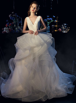 White Ball Gown Tulle Satin V-neck Backless Beading Wedding Dress With Train