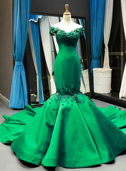 Fabulous Green Mermaid Satin Off the Shoulder Appliques Prom Dress With Train