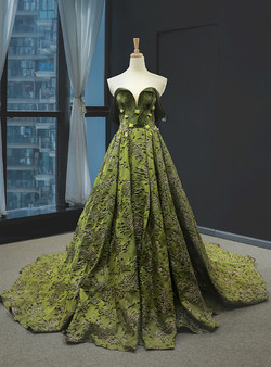 Stylish Green Ball Gown Off the Shoulder Velvet Embrodiery Appliques Prom Dress