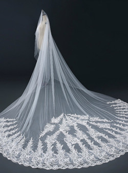 In Stock:Ship in 48 Hours Long Mop Lace Appliques Tulle Wedding Veils
