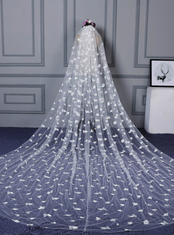 In Stock:Ship in 48 Hours Fashion White Tulle Flower Wedding Veils 