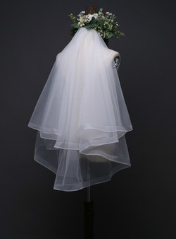 In Stock:Ship in 48 Hours Simple Tulle Two-layer Wedding Dress With Hair Combs 