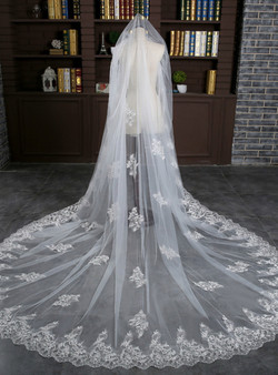In Stock:Ship in 48 Hours White Tulle Lace Appliques Long Wedding Veil